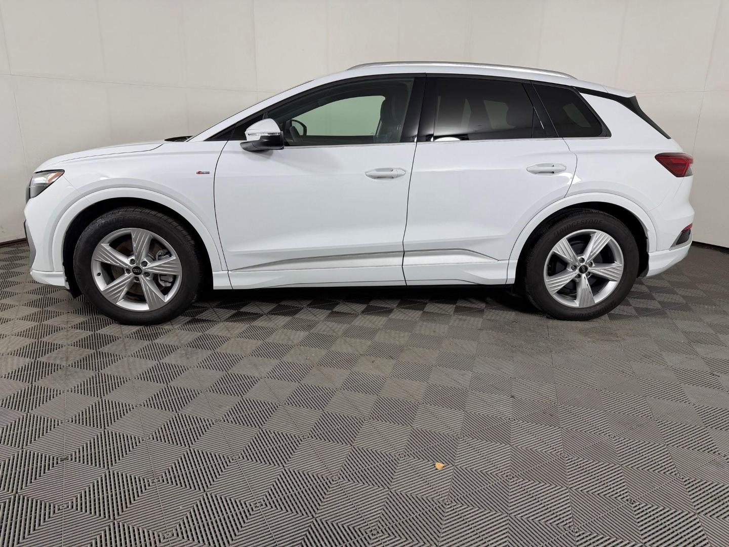 audi q4 e-tron 2025 WA1LUBFZ3SP064699 image audi q4 e-tron 2025 WA1LUBFZ3SP064699 image